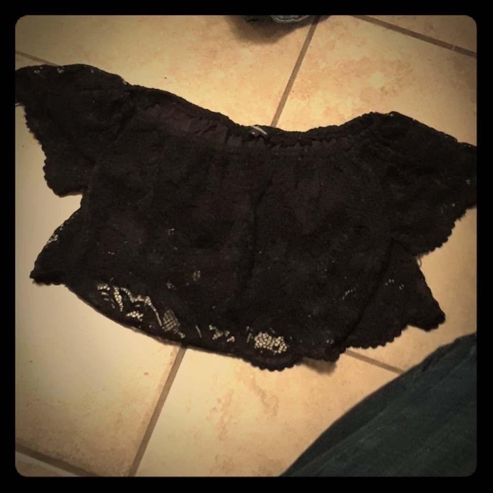 Black lace crop top